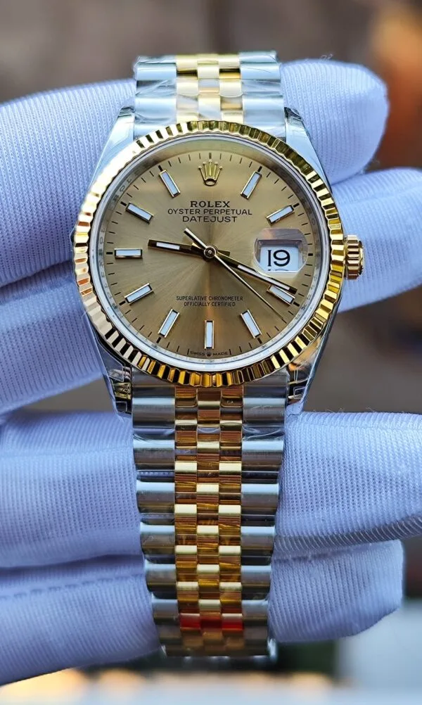 Rolex Date just Replica super clon