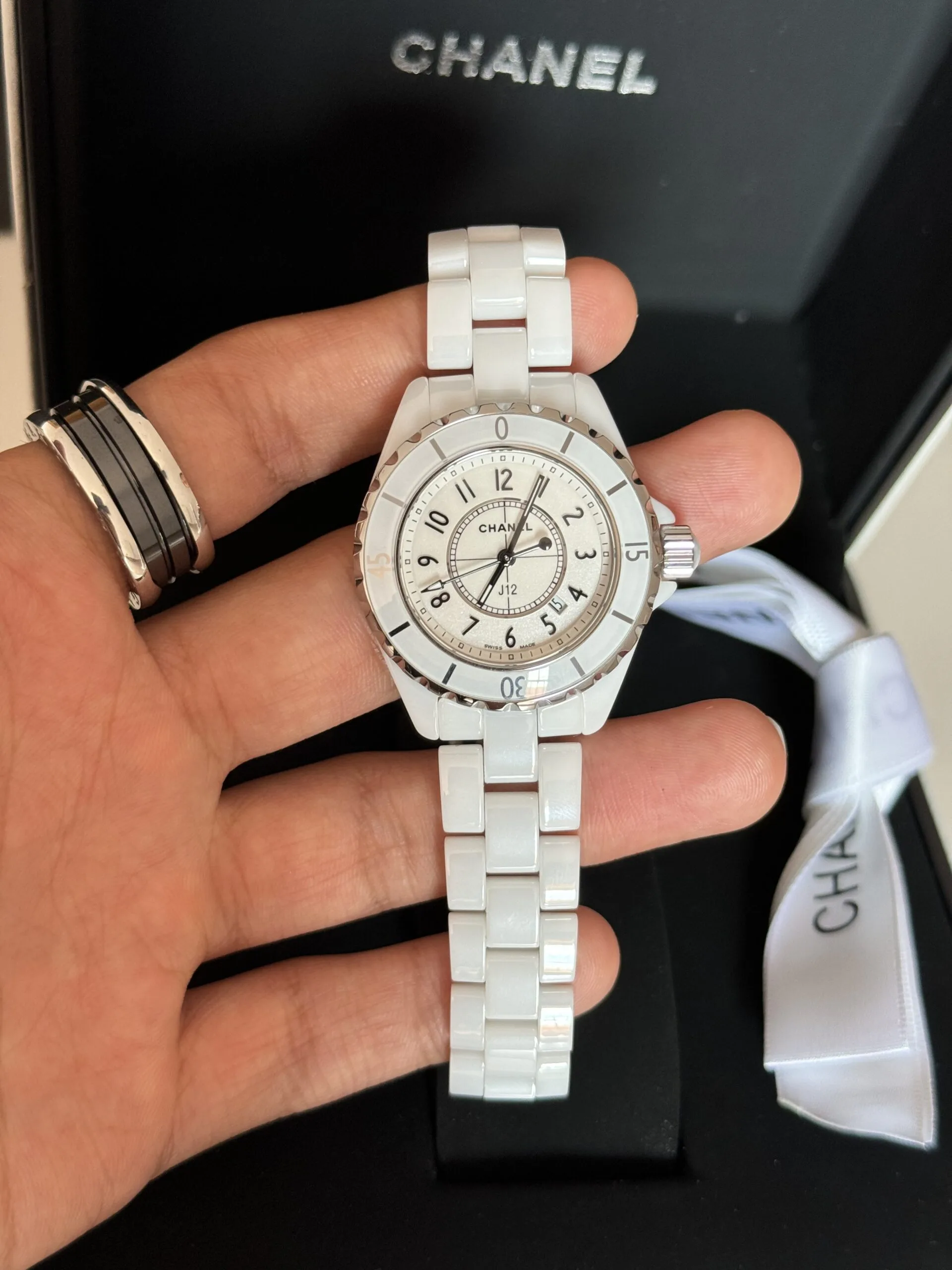 Chanel j12
