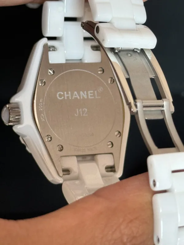 Chanel j12