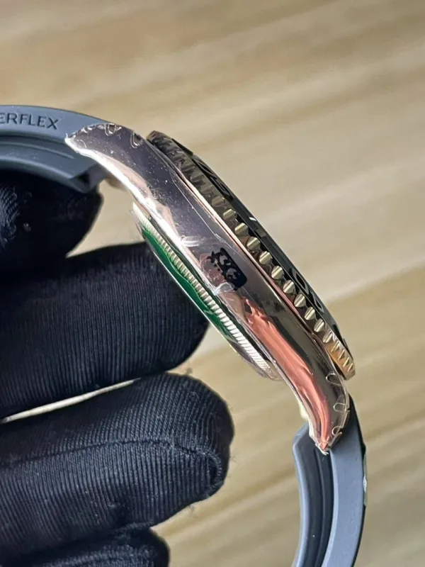 44bb0b1f-2718-4382-a1c1-d5d8b6194ab7 Rolex Yacht master 40 oysterflex