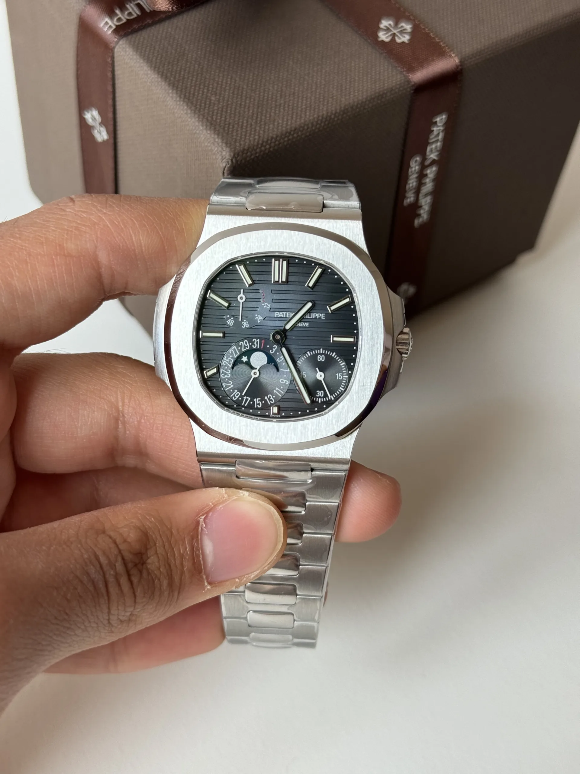 Réplica Patek Philippe 5712/1A