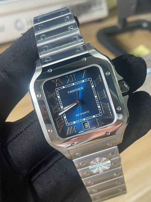 fb47c88d-9477-4ef8-aa54-ed51b8321088 Cartier santos XL azul